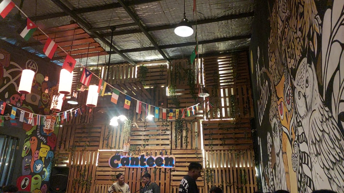 CANTEEN resto & cafe Photo 2