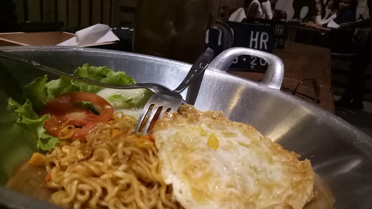 CANTEEN resto & cafe Photo 6