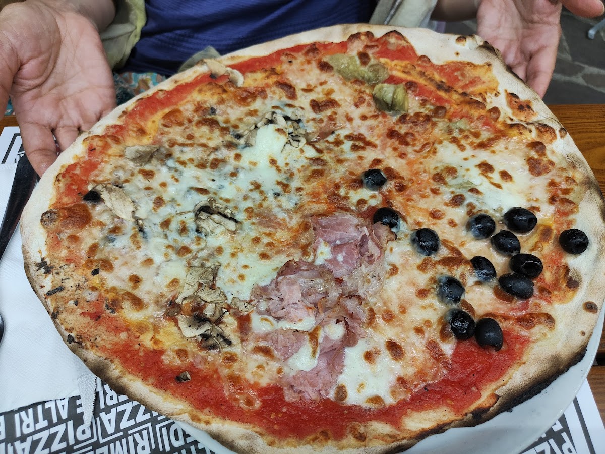 Pizza... E Altri Rimedi di Sara Biagini Photo 2