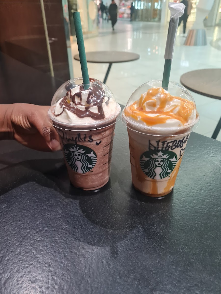 Starbucks Menlyn Park Photo 3