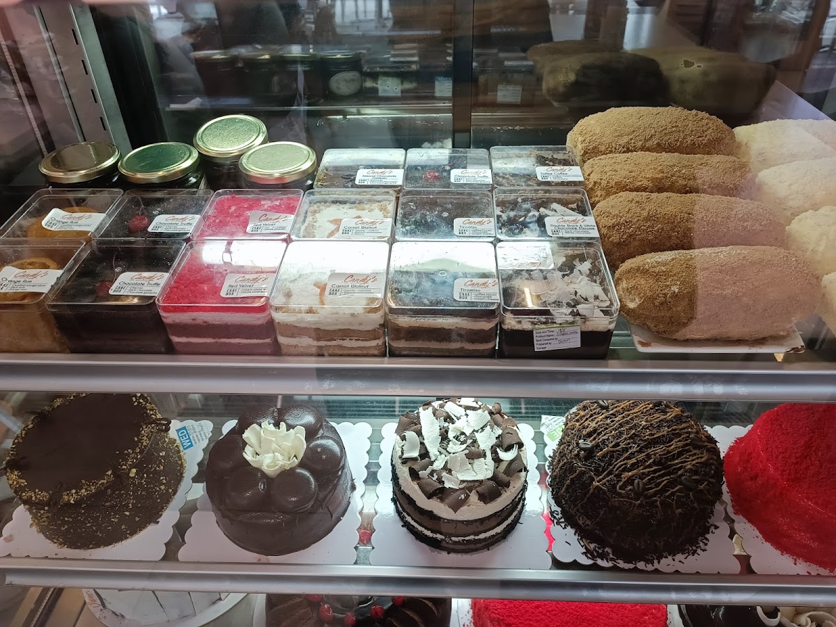 Candy's Cafe and Restaurant Photo 7