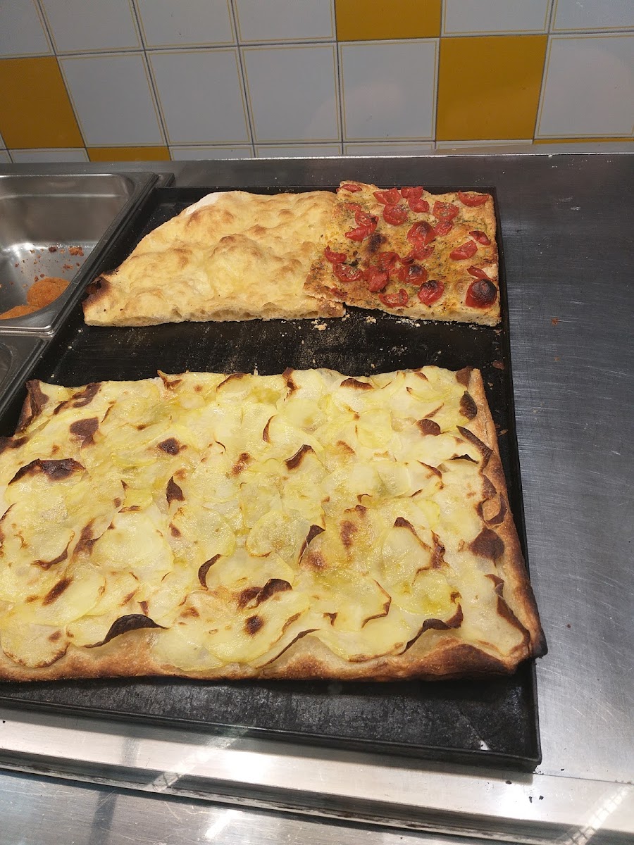 Pizza Pazza Bar Photo 2