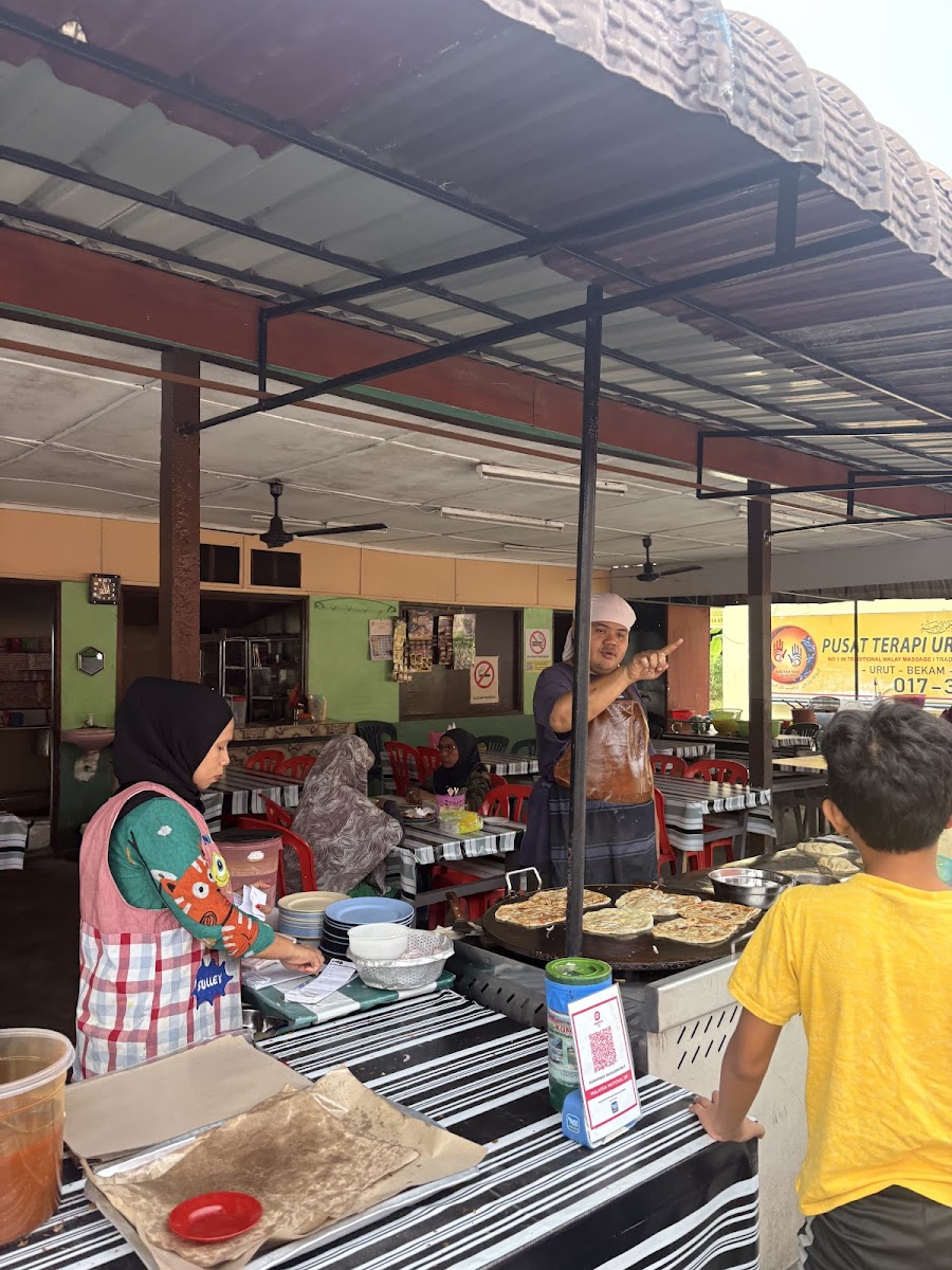 Warung Roti Canai Maya Photo 3