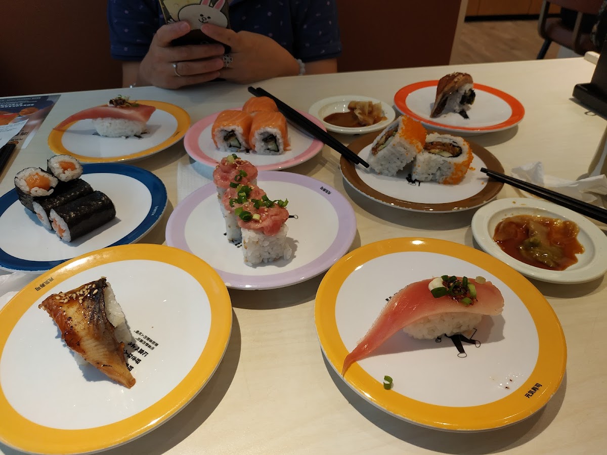 Genki Sushi (Harbour Crystal Centre) Photo 6