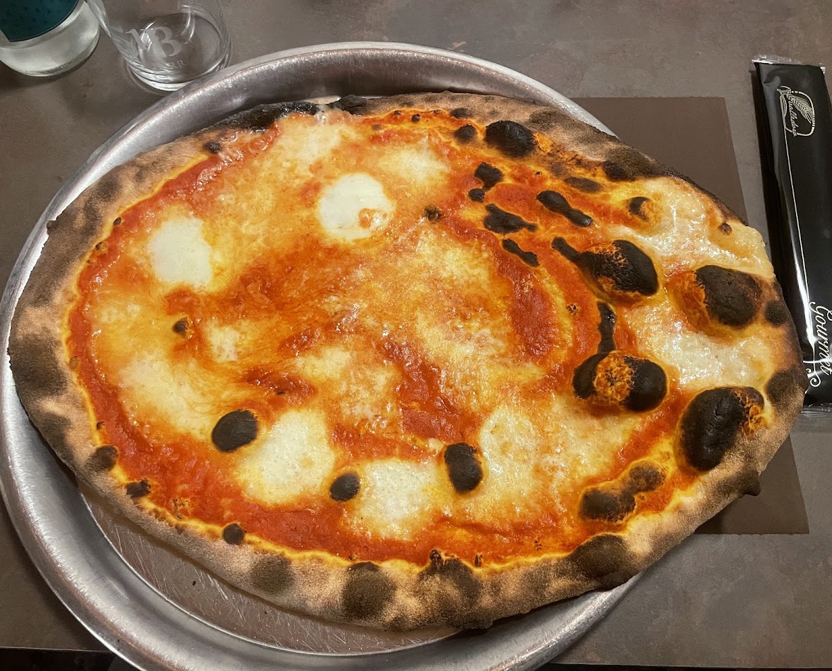 51B Due Torri. Pizzeria dal 1980 Photo 3