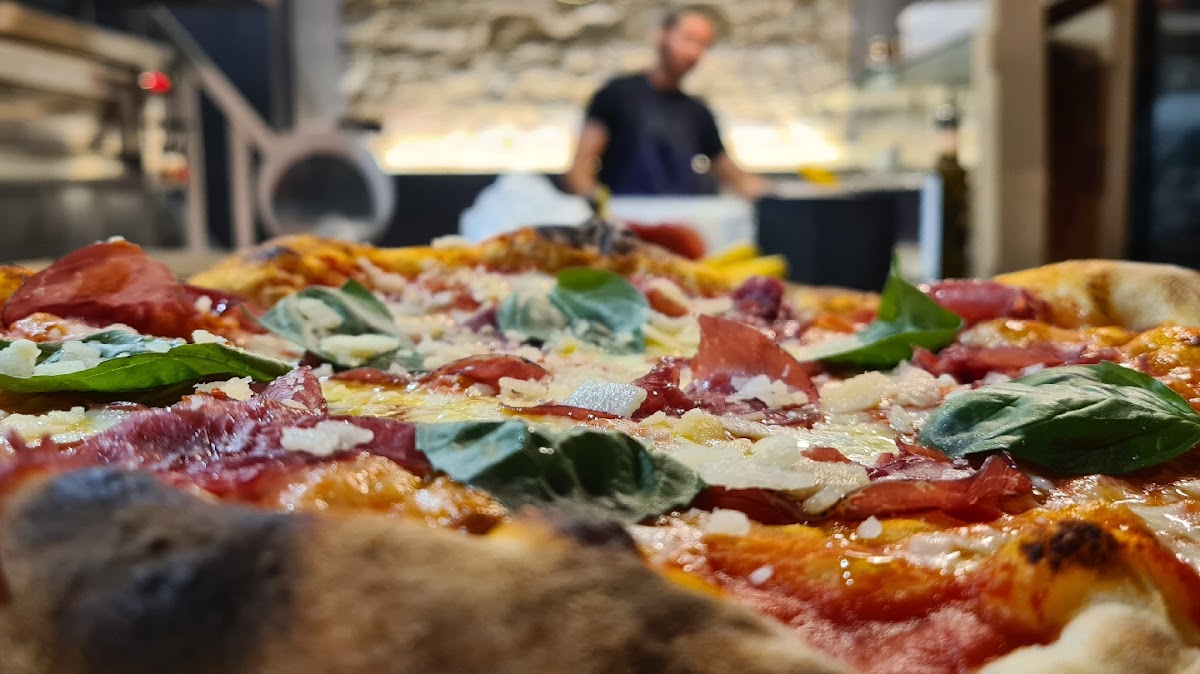 Pizza La Belle Vie Photo 2