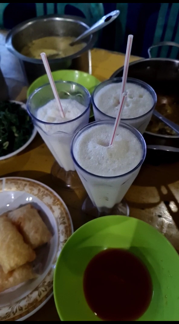 Rumah Makan Banyuwangi Photo 2