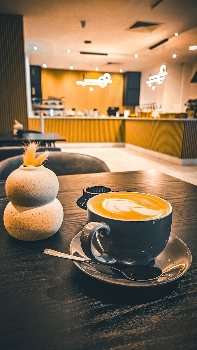 Bisque Coffee Photo 7