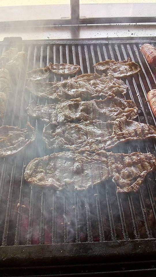 POLLOS Y CARNE ASADA 'PERALES' Photo 6