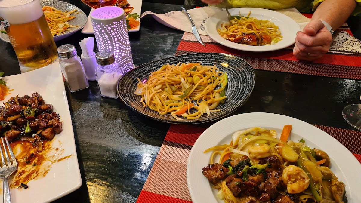 RESTAURANTE ASIAN KITCHEN TEPPANYAKI SHOW Photo 10