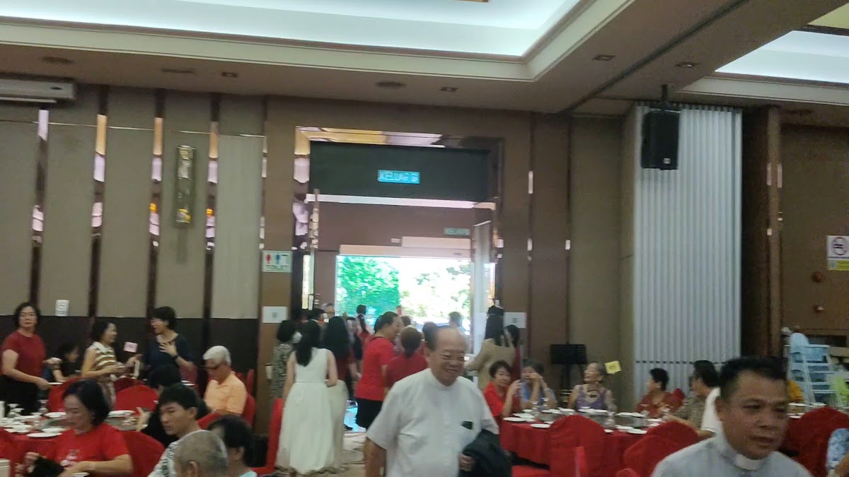 Golden Empire Palace Restaurant Photo 2