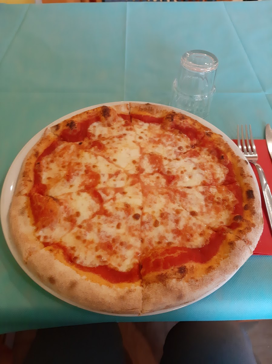 Pizzeria Charlie Chaplin San Prospero - MO Photo 4