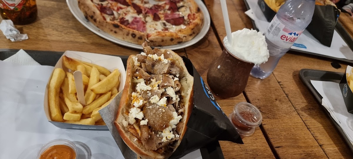 C KEBAB & H PIZZA Roissy Photo 6