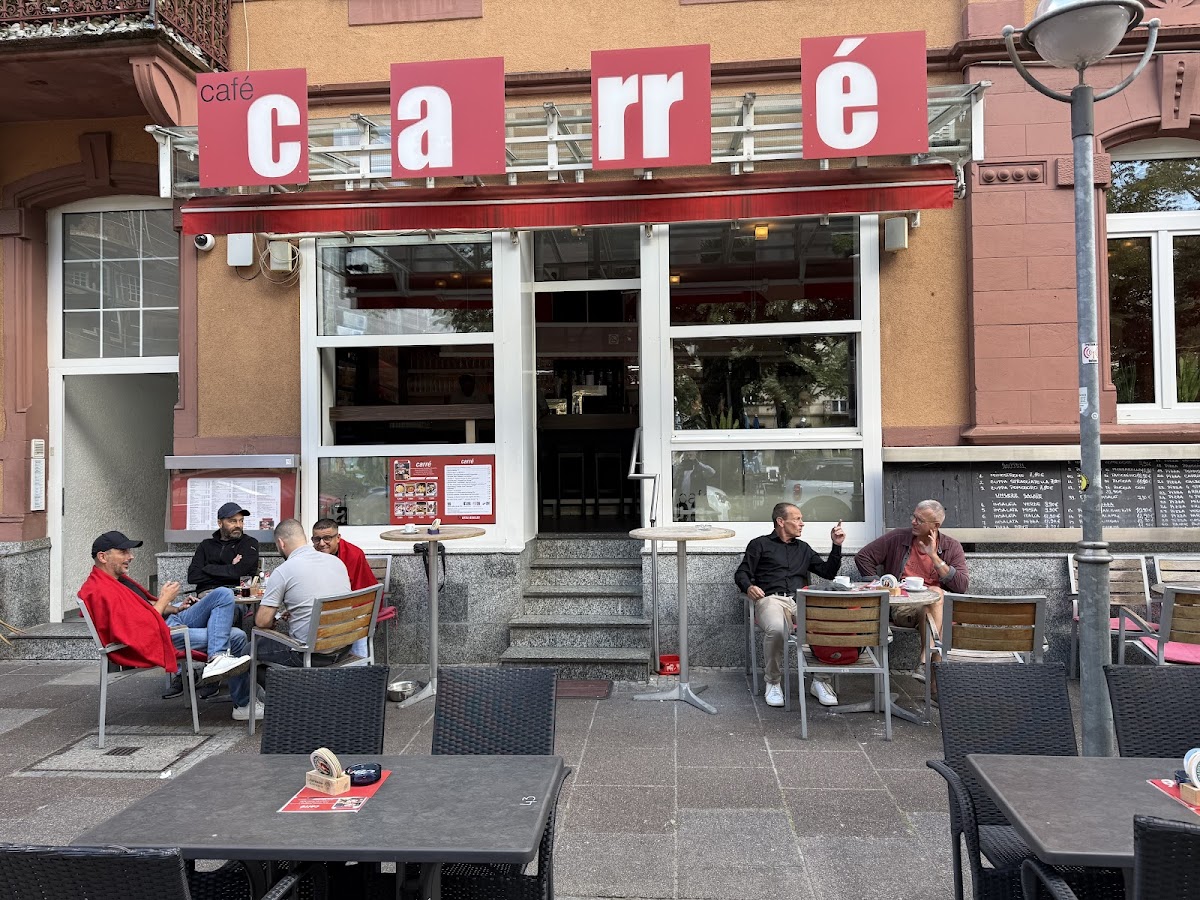 Café Carré