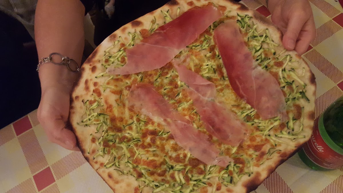 Come Una Volta Pizzeria Photo 10