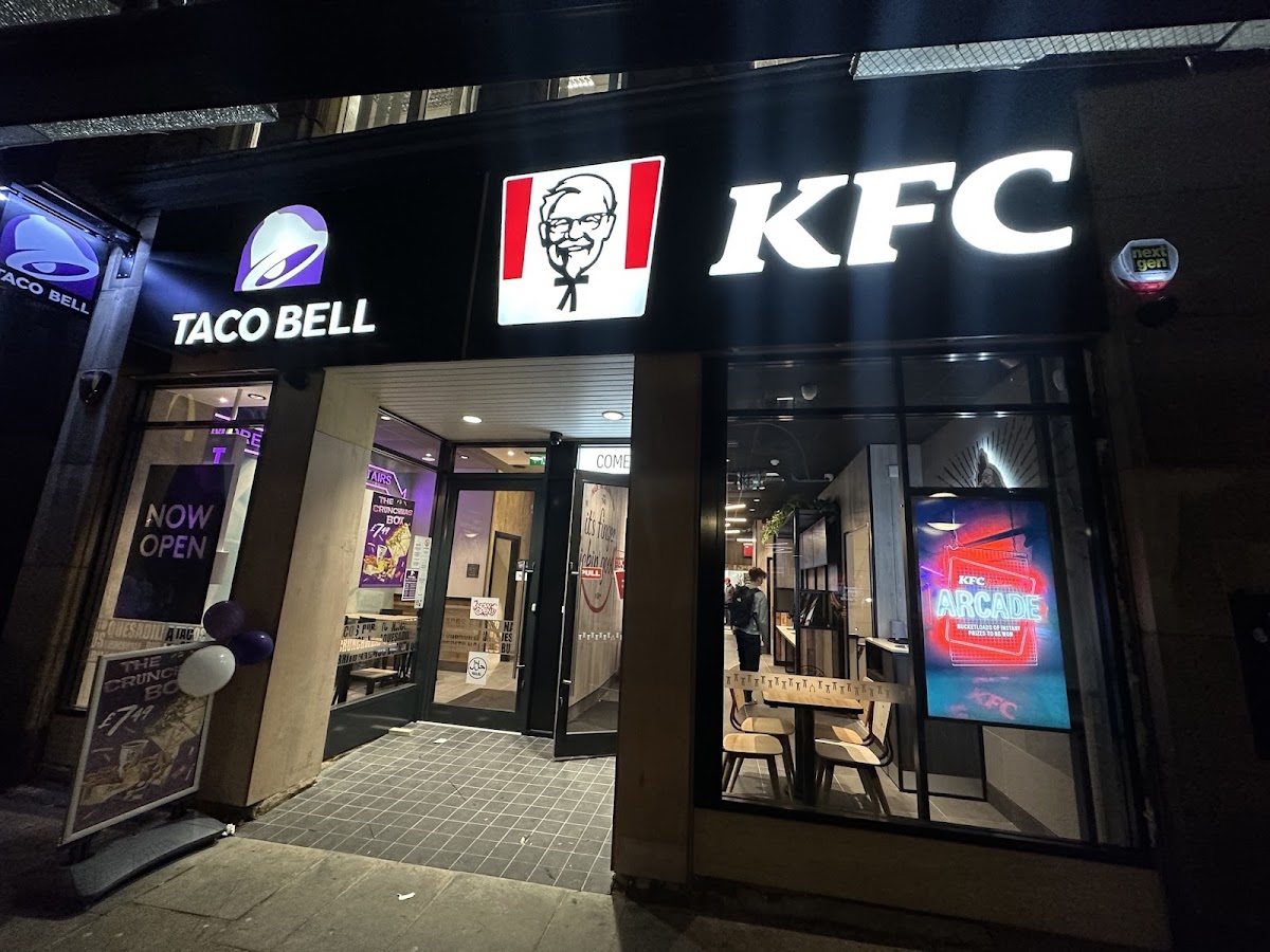 KFC Northampton - Drapery