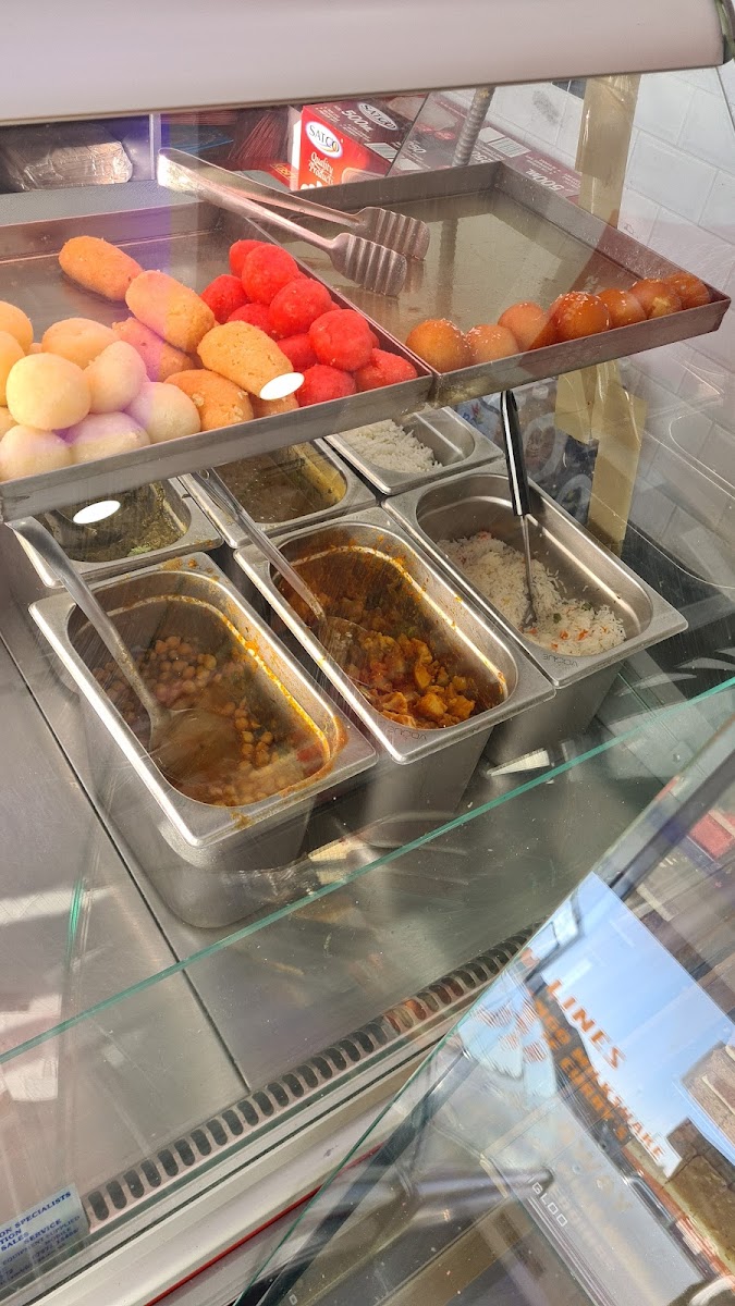Kashmir Sweet Centre (& Take Away) Photo 5