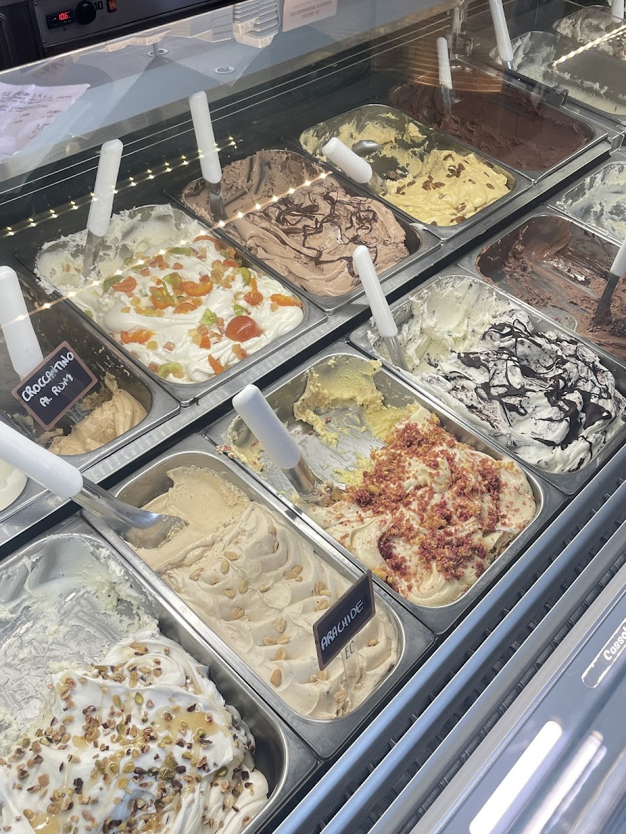 ICE CREAM Photo 3