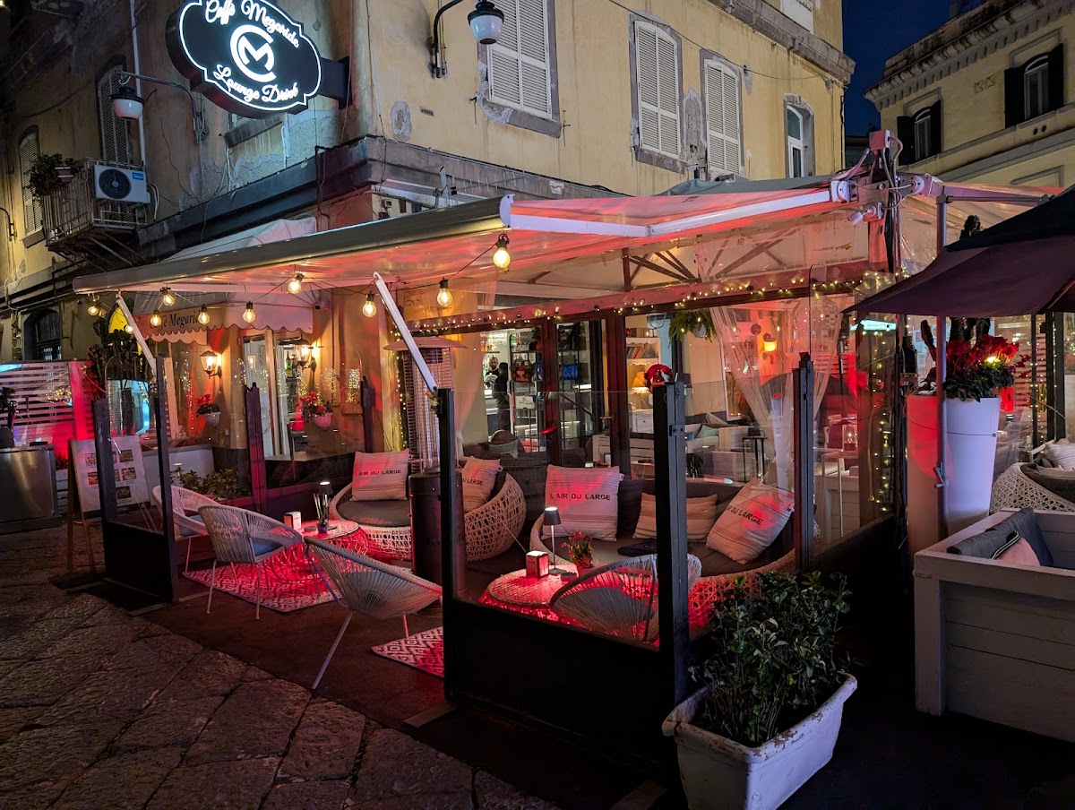 Caffe Megaride