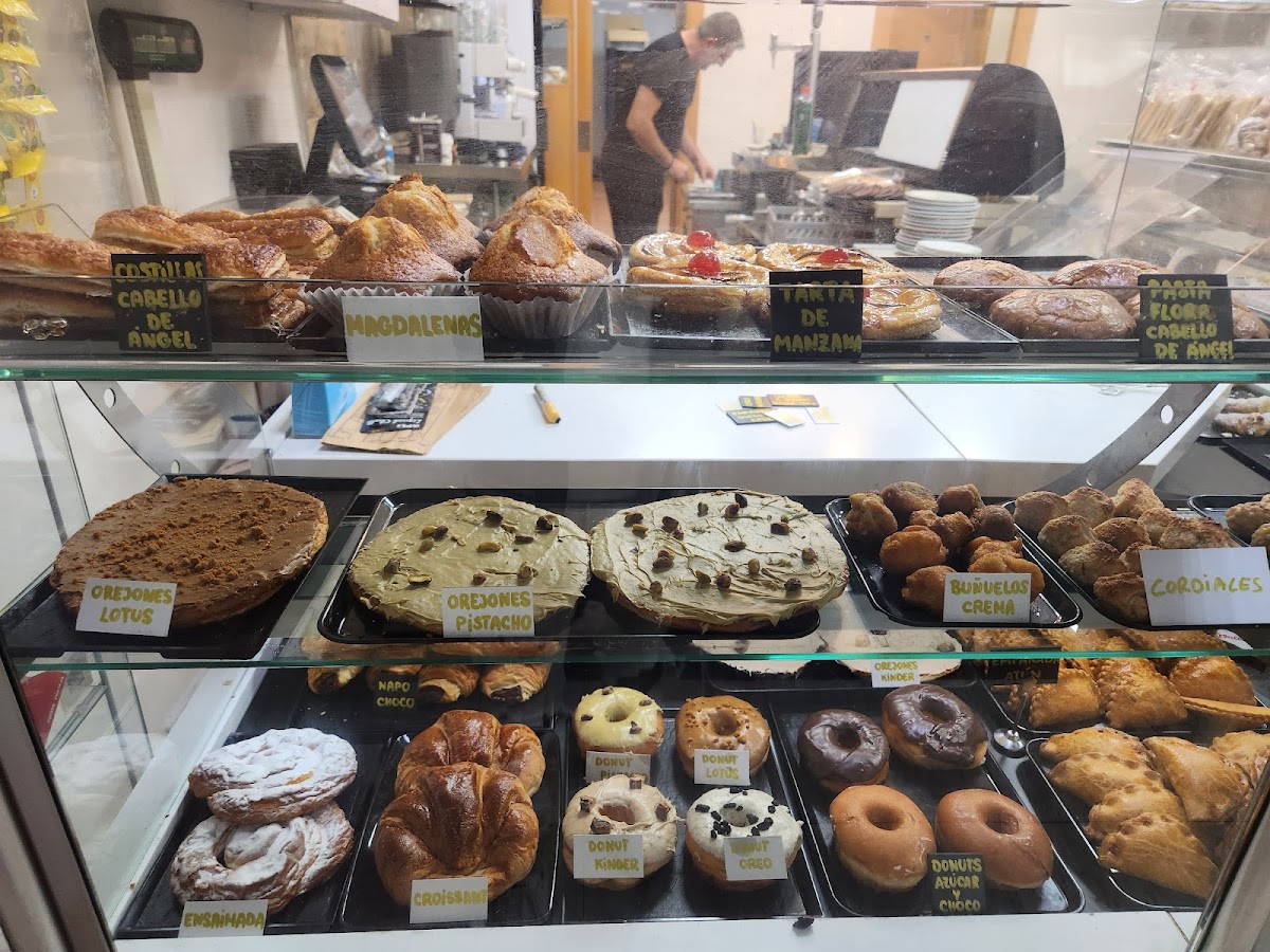 Panadería Cafetería Royal Café