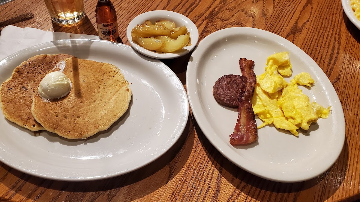 Cracker Barrel Old Country Store Photo 5
