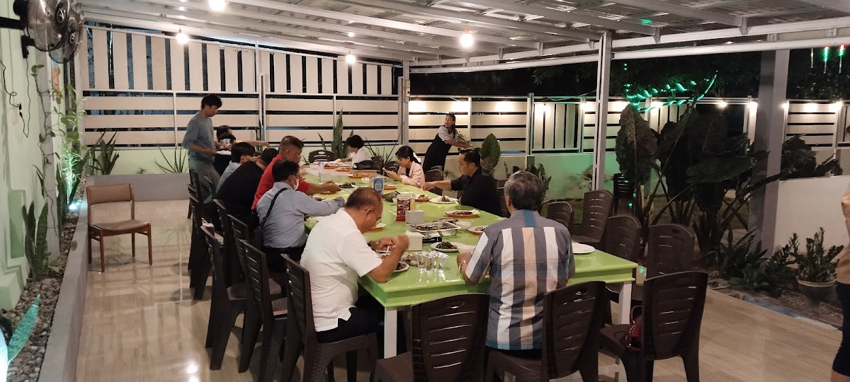 Kiria resto and cafe