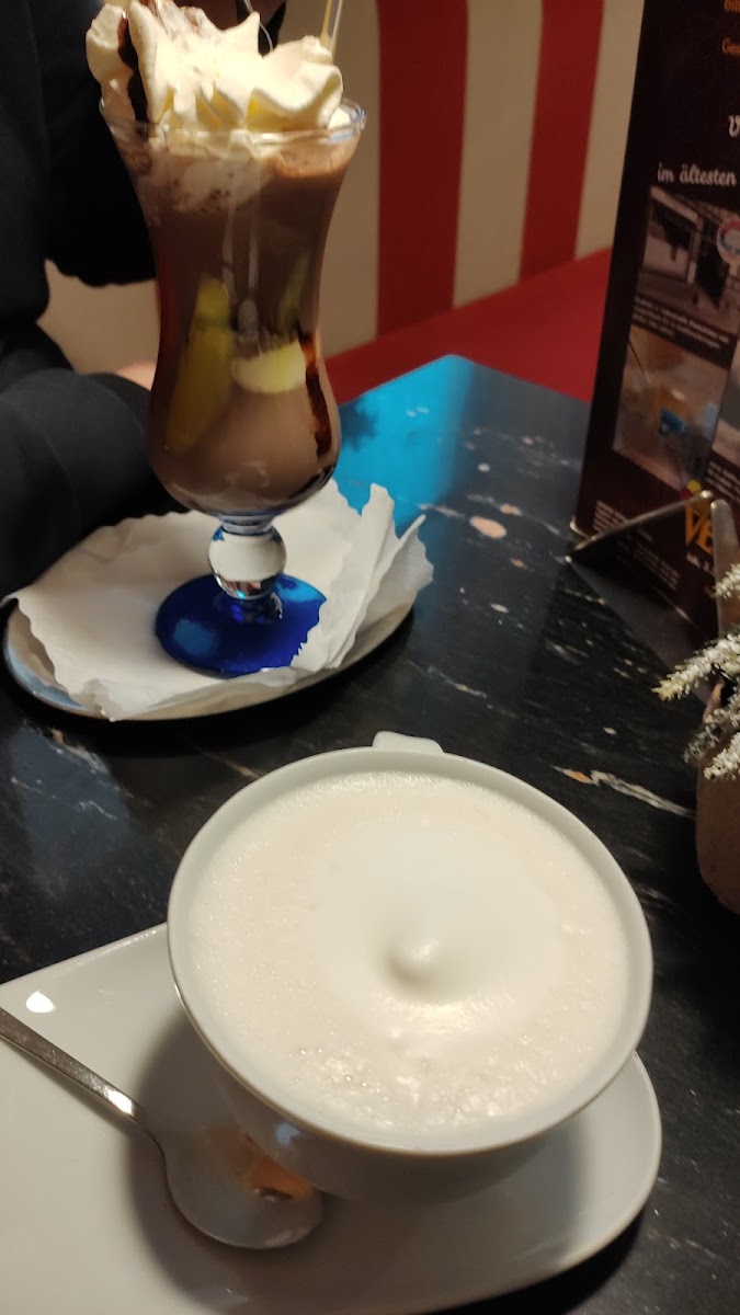 ice cream parlor 'Verona' Photo 6