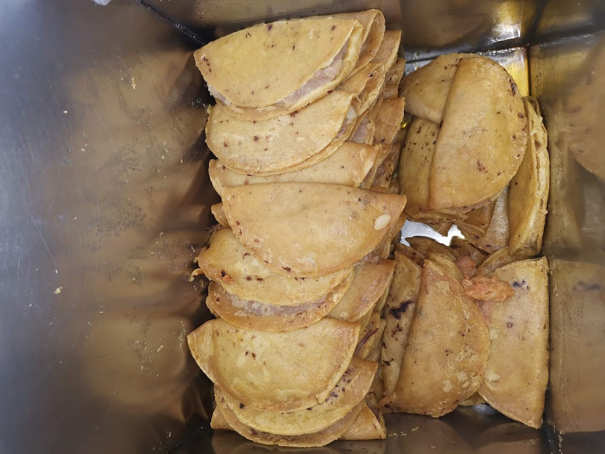 Tacos de luis Photo 9