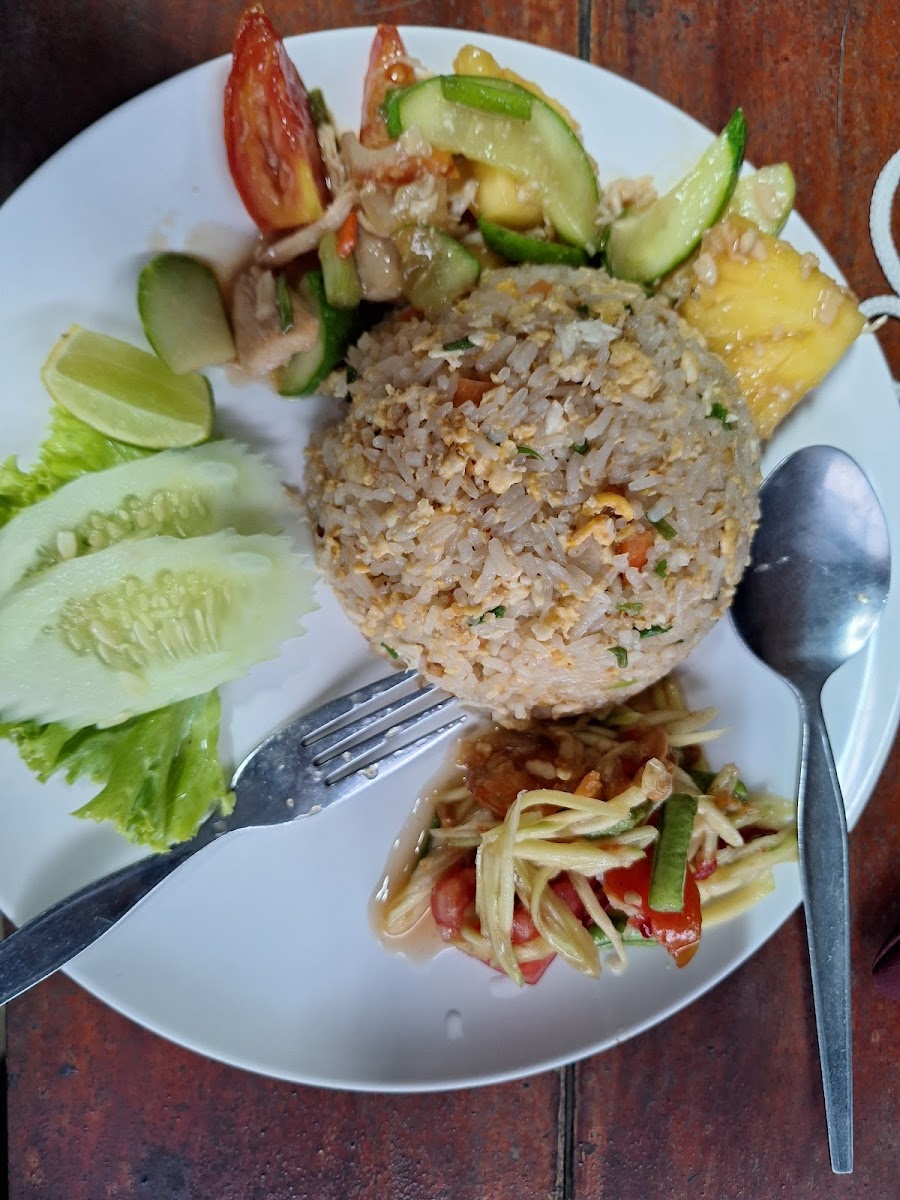 ร้านอาหารเรือนมรกต สระมรกต Ruen Morakot Restaurant Photo 8