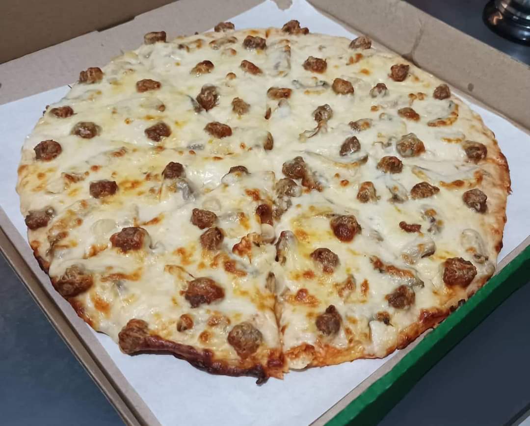 Pizzaderia Marikina Photo 3