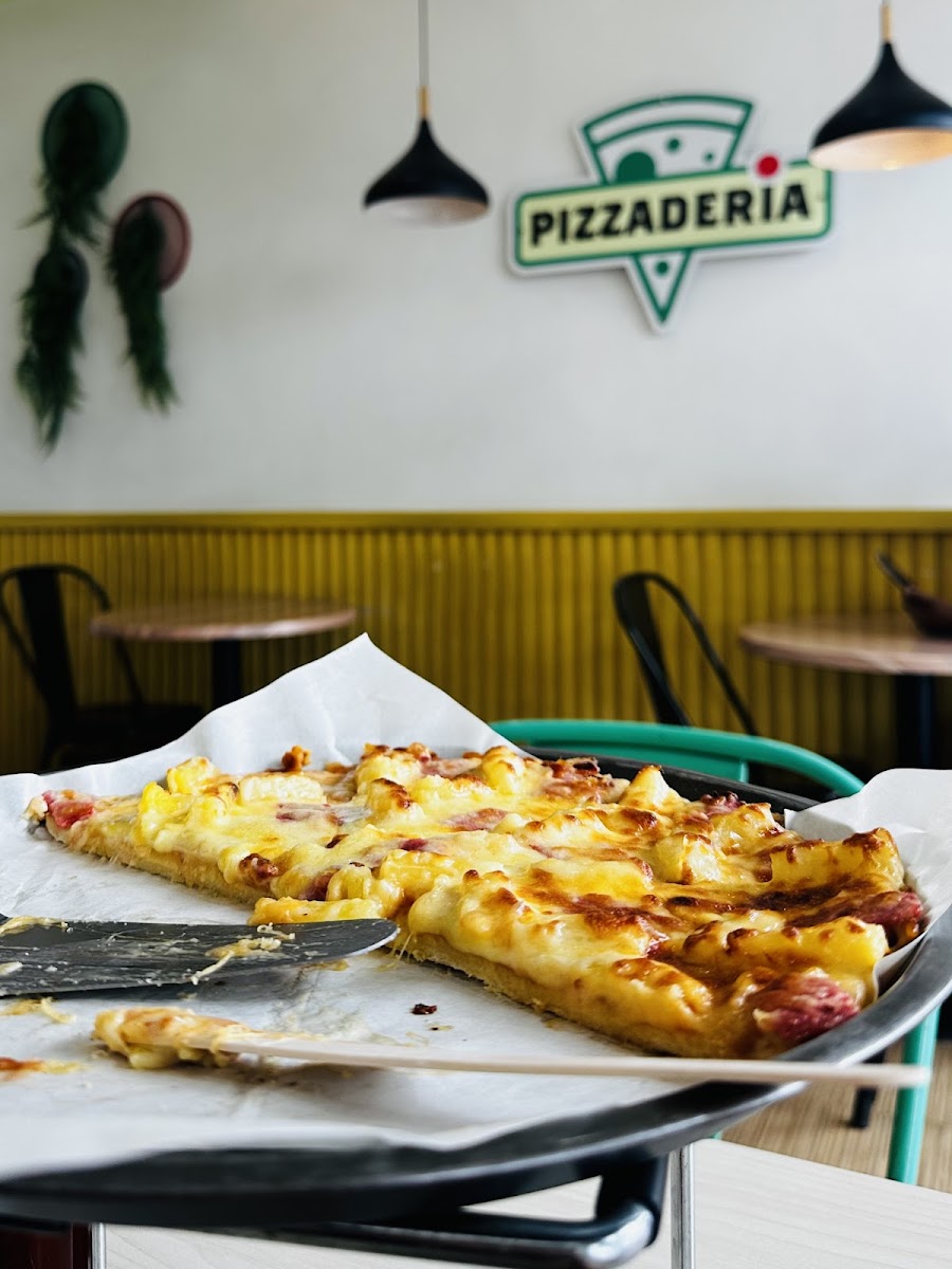 Pizzaderia Marikina Photo 6