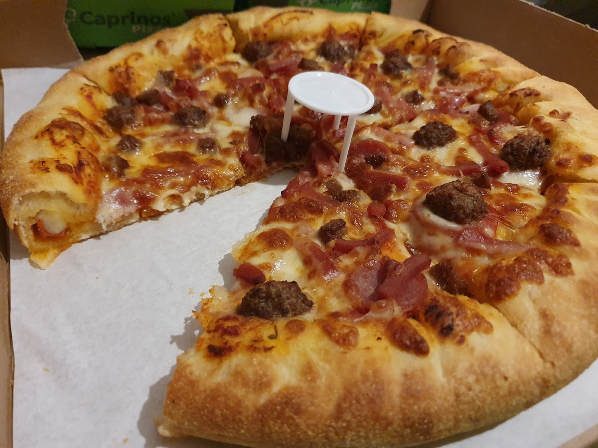 Caprinos Pizza Liverpool Photo 6