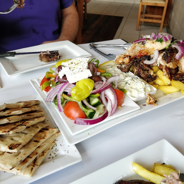 Kondosouvli Lamb and Chicken