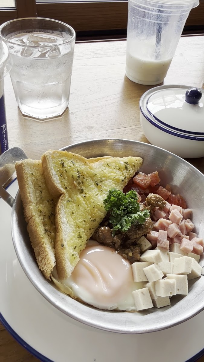 ร้านขนมบ้านๆ KanomBaanBaan Photo 2