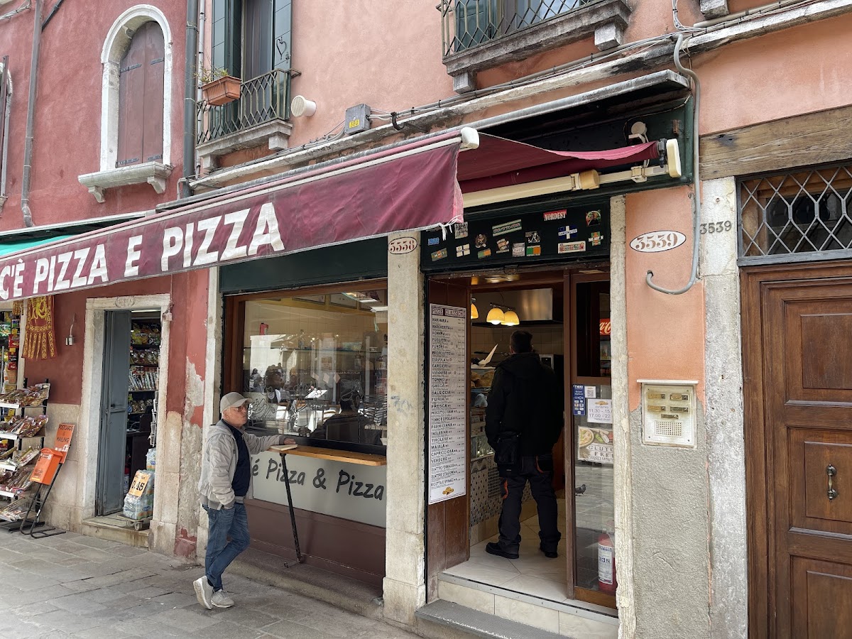 C'è Pizza e Pizza