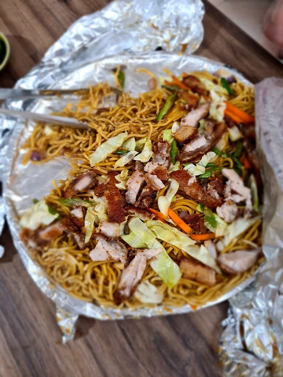 AX Pancit Con Lechon JP Rizal Photo 7