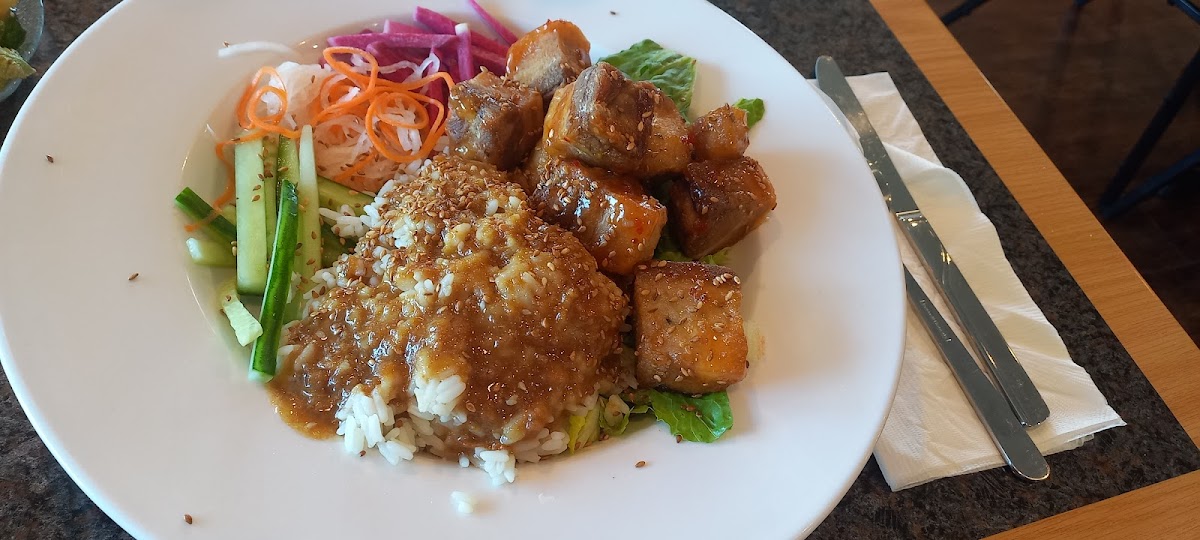 Hoyalas Landing Restaurant Photo 10