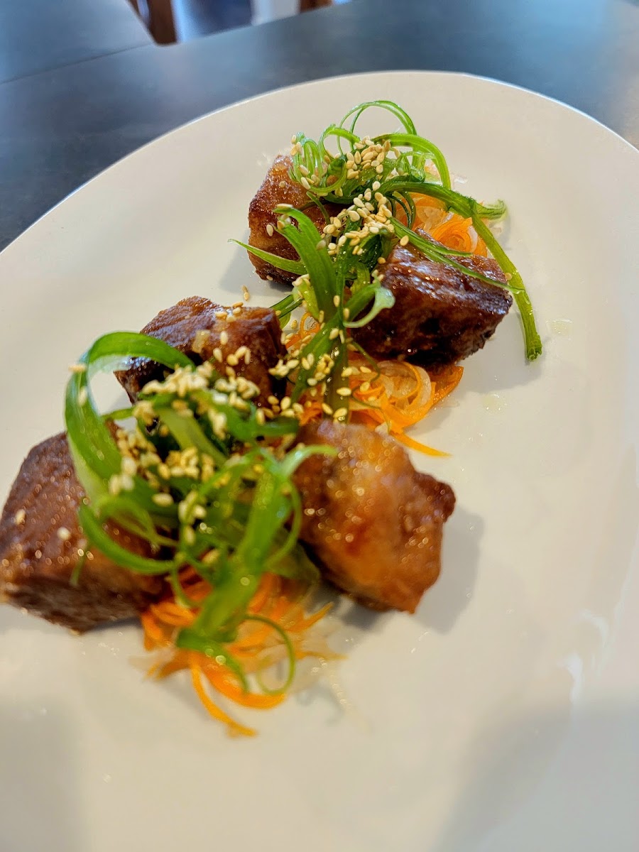 Hoyalas Landing Restaurant Photo 9