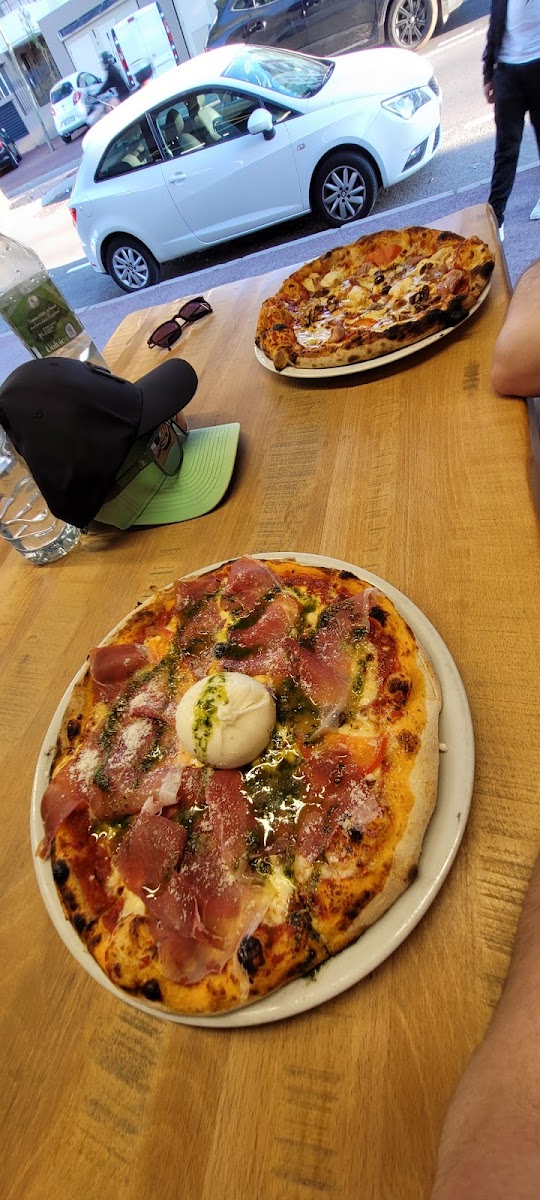 Tour de Pizz's Photo 10