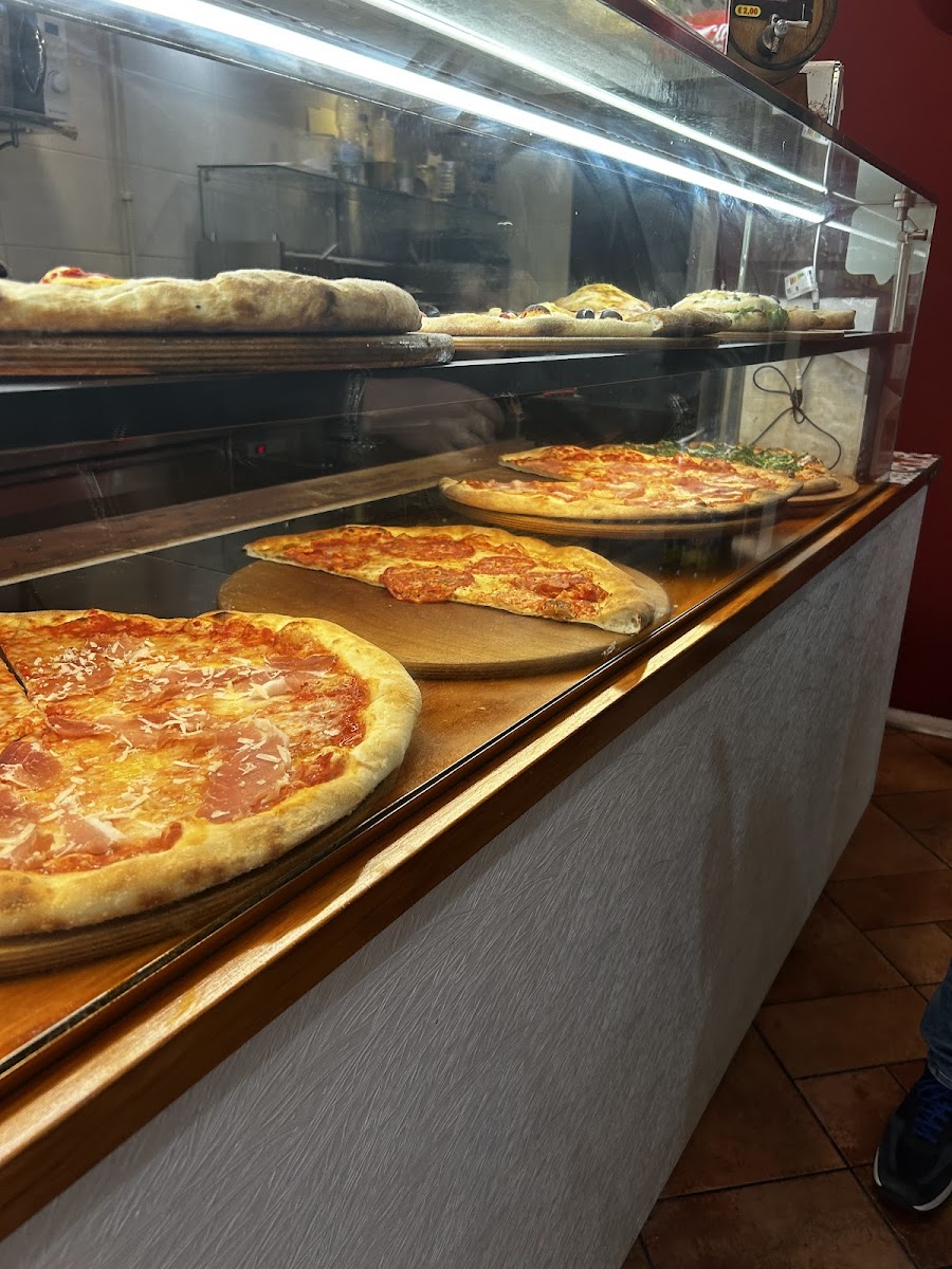 Pizzica Via Vittorio Emanuele Cefalu' Photo 3