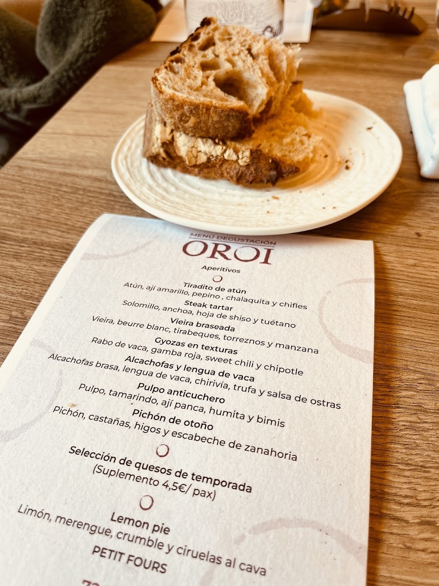 Restaurante Oroi Photo Menu 3
