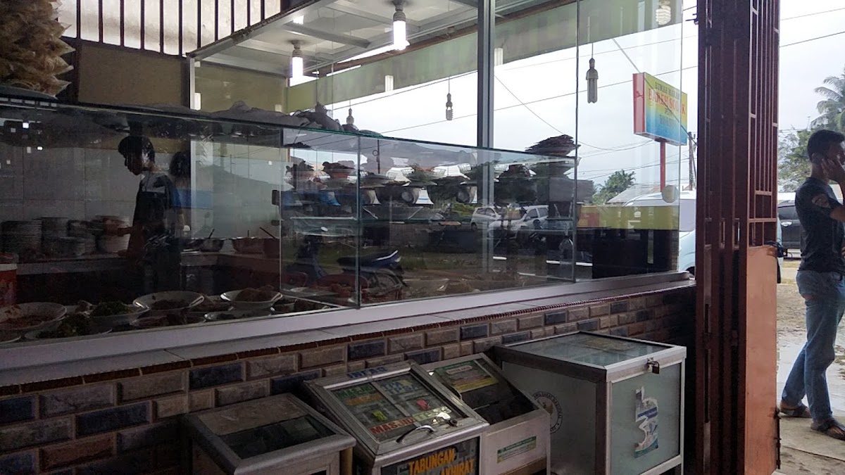 RUMAH MAKAN & PENGINAPAN BAREH SOLOK Photo 6