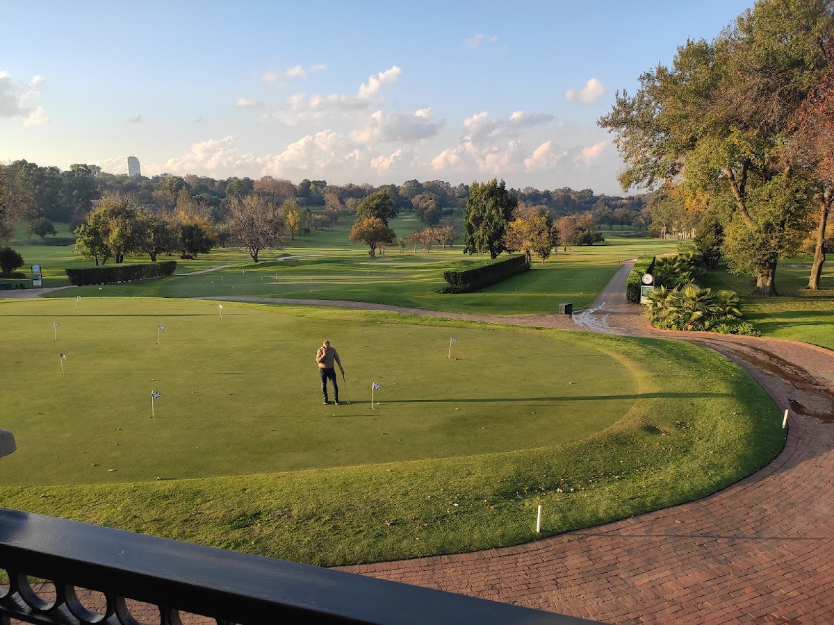 Wanderers Golf Club Restaurant Photo 3