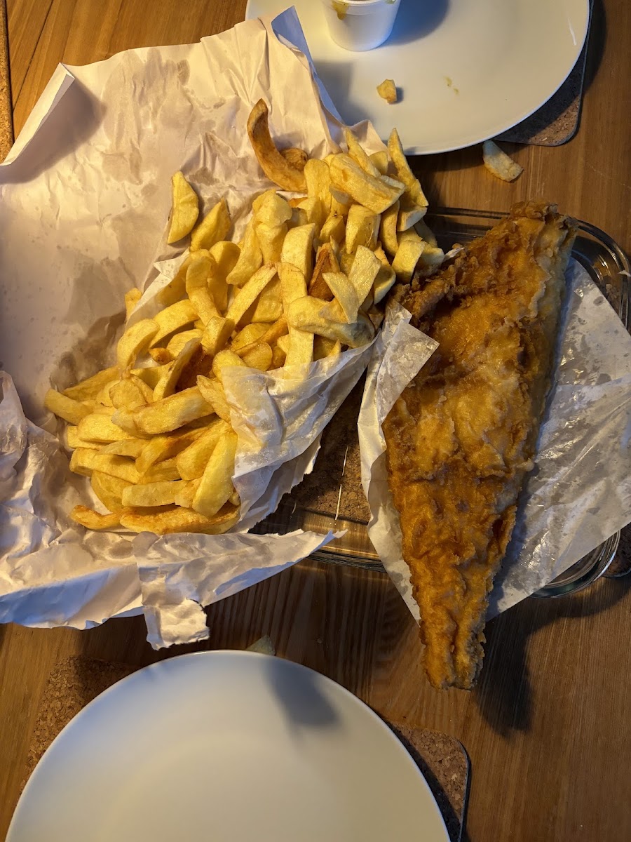 The Green Fish Bar Photo 7