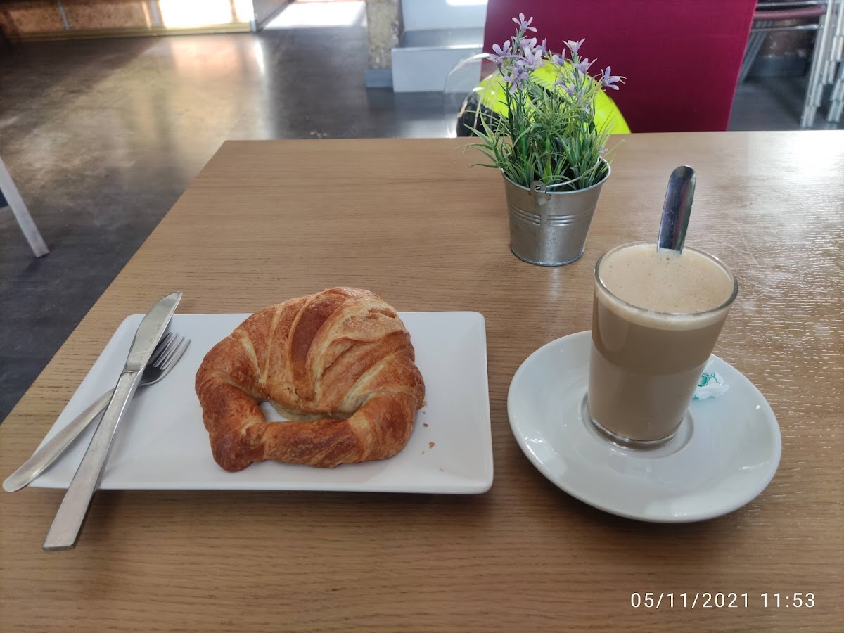 Cafeteria Restaurante Croissanteria Photo 5