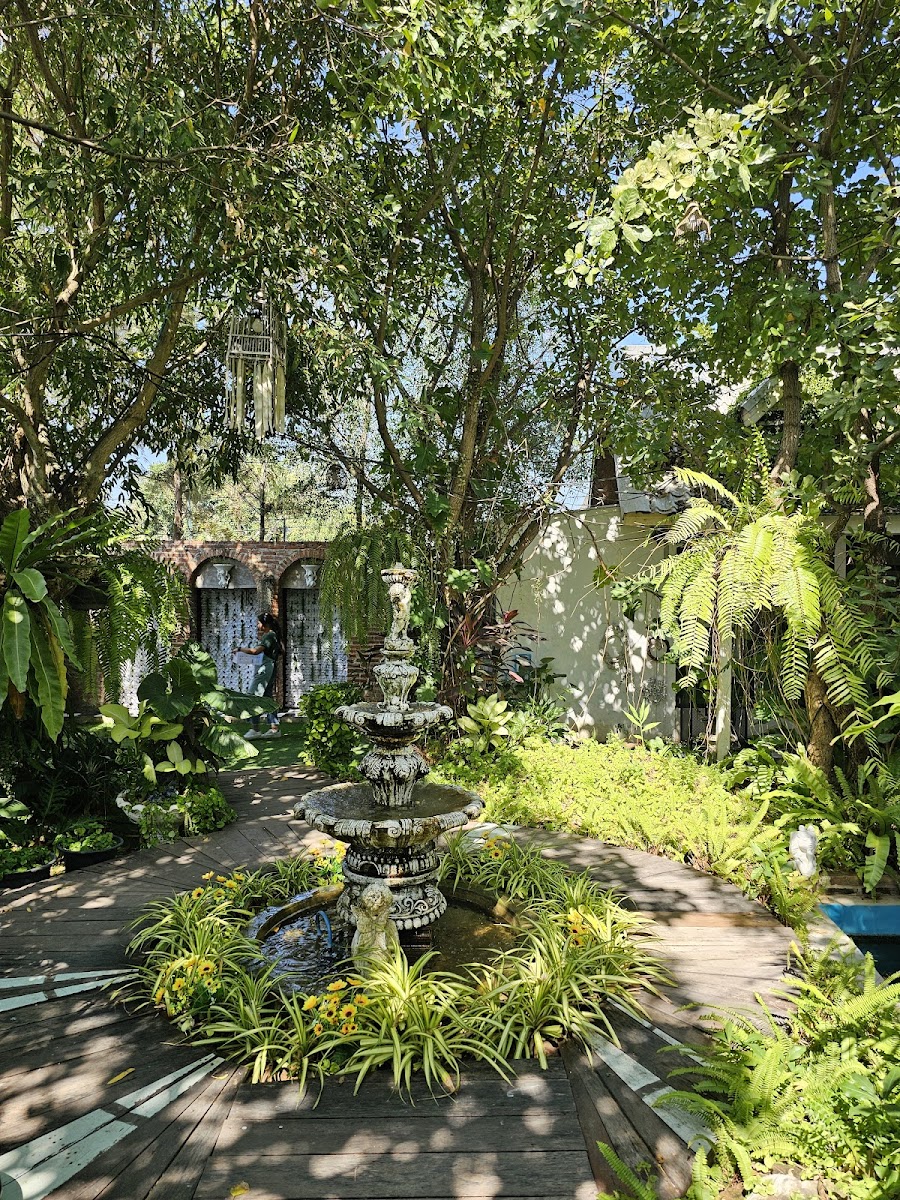 Garden Seen Cafe & Restaurant Photo 4