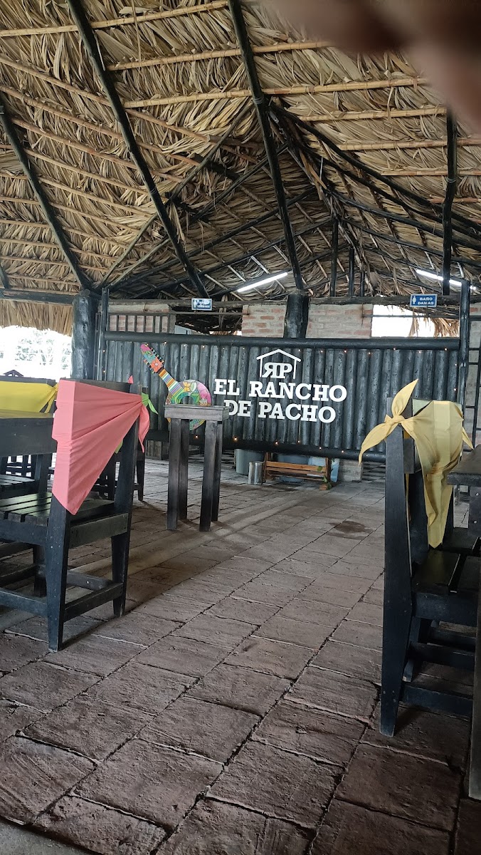 El Rancho de Pacho Photo 6