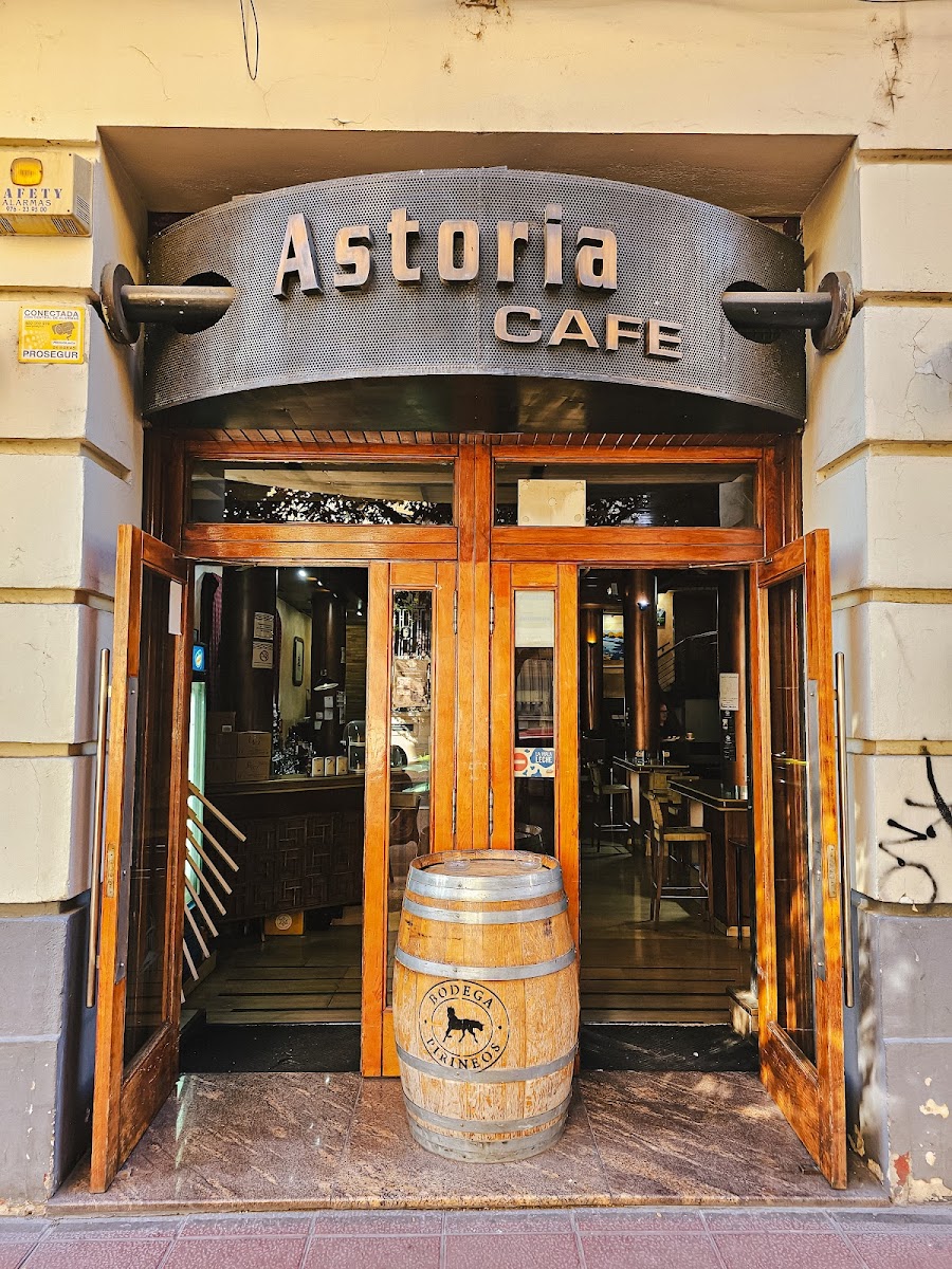 Café Astoria