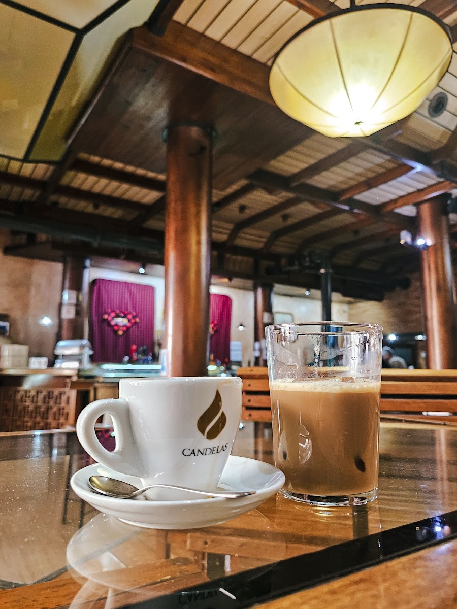 Café Astoria Photo 3