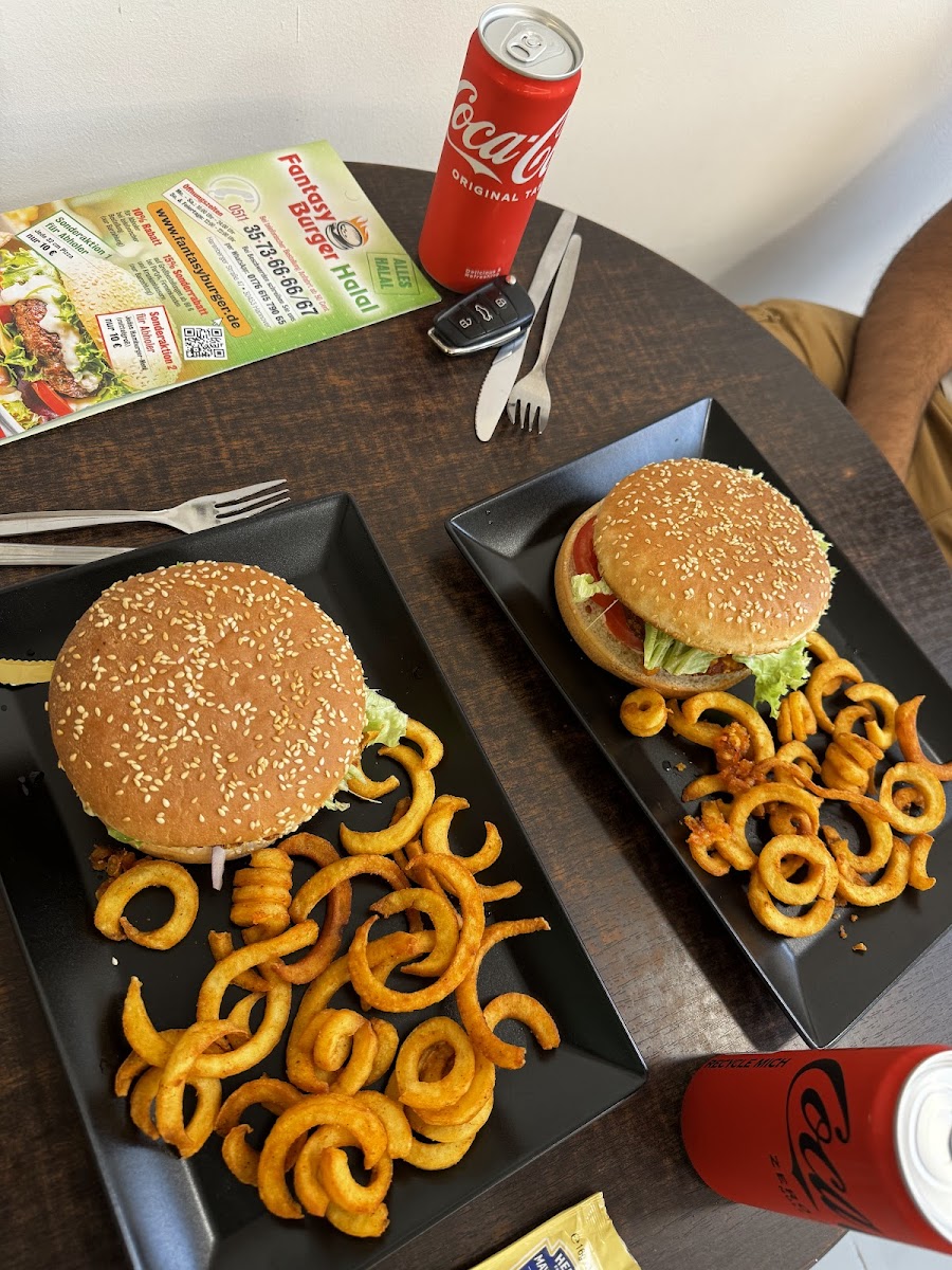 Fantasy Burger Halal Photo 5
